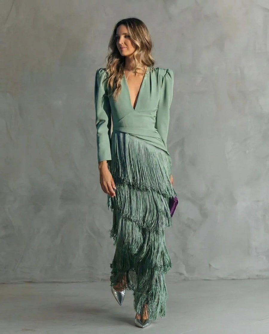 Vestito Midi Elegante con Frange Artigianali
